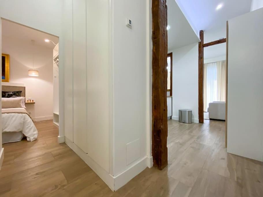 New Lavapies Spacious Flat, 2 Bedrooms And 2 Balconies 마드리드 외부 사진